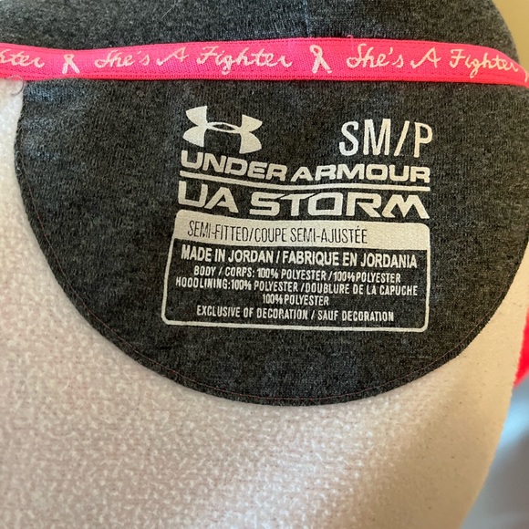 Under armour Pink Collection- Breast Cancer Awareness Campaign - Picture 2 of 4